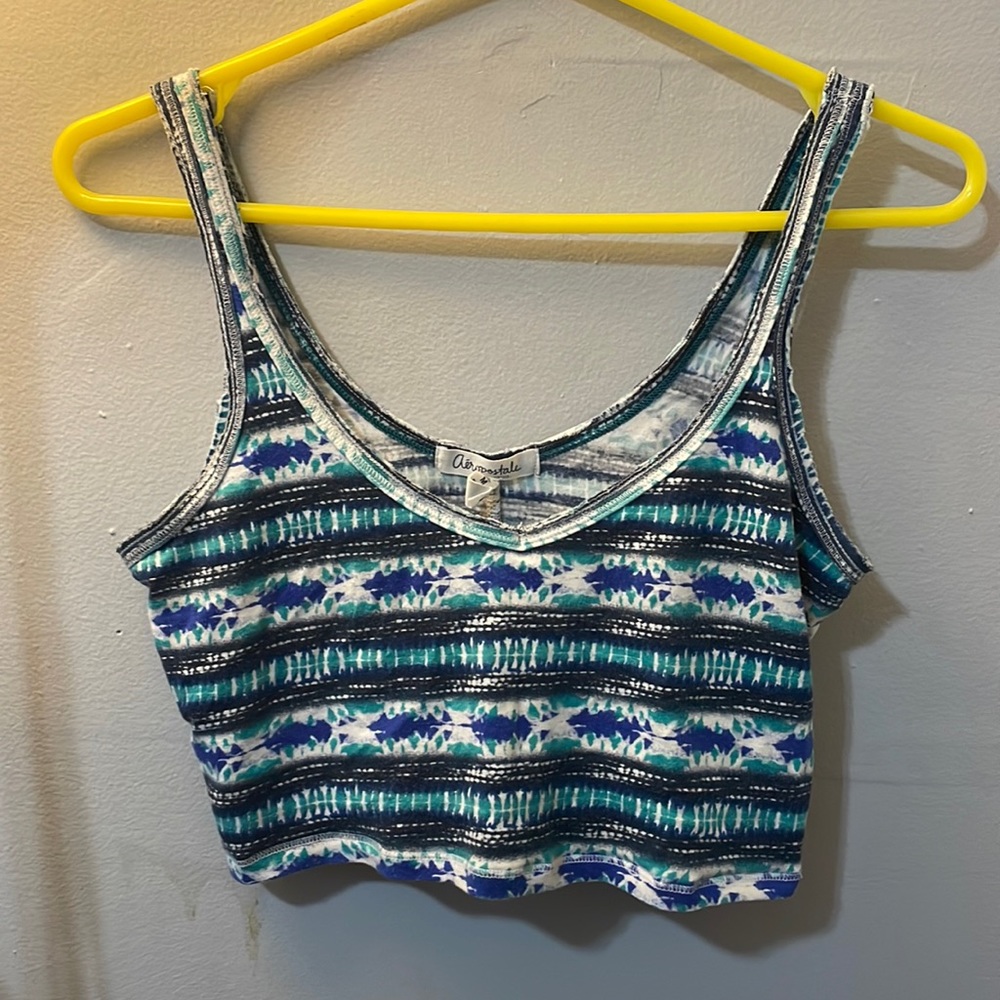 Crop top